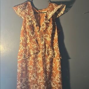 Elegant Floral Lace Dress in Brown and Cream